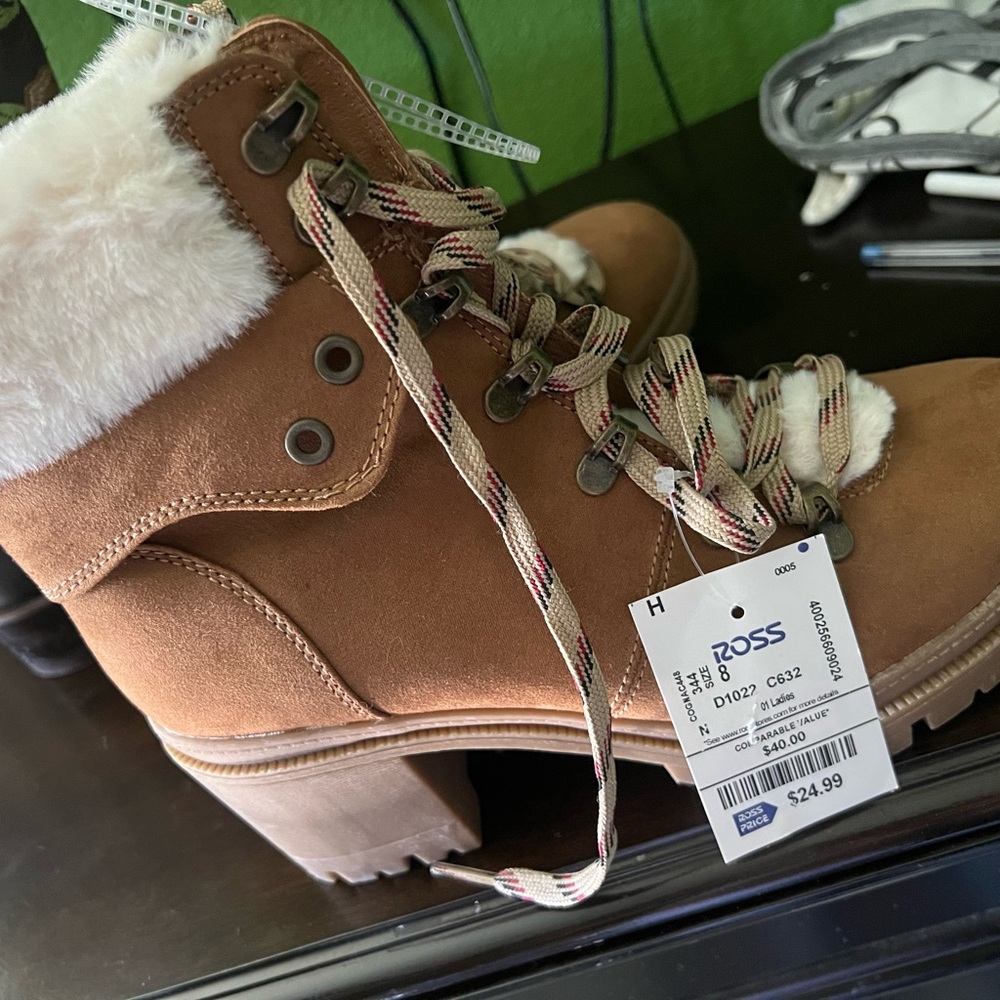 Tan Fur-Lined Lace-Up Boots